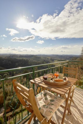 Cozy apartment with a view in San Miniato